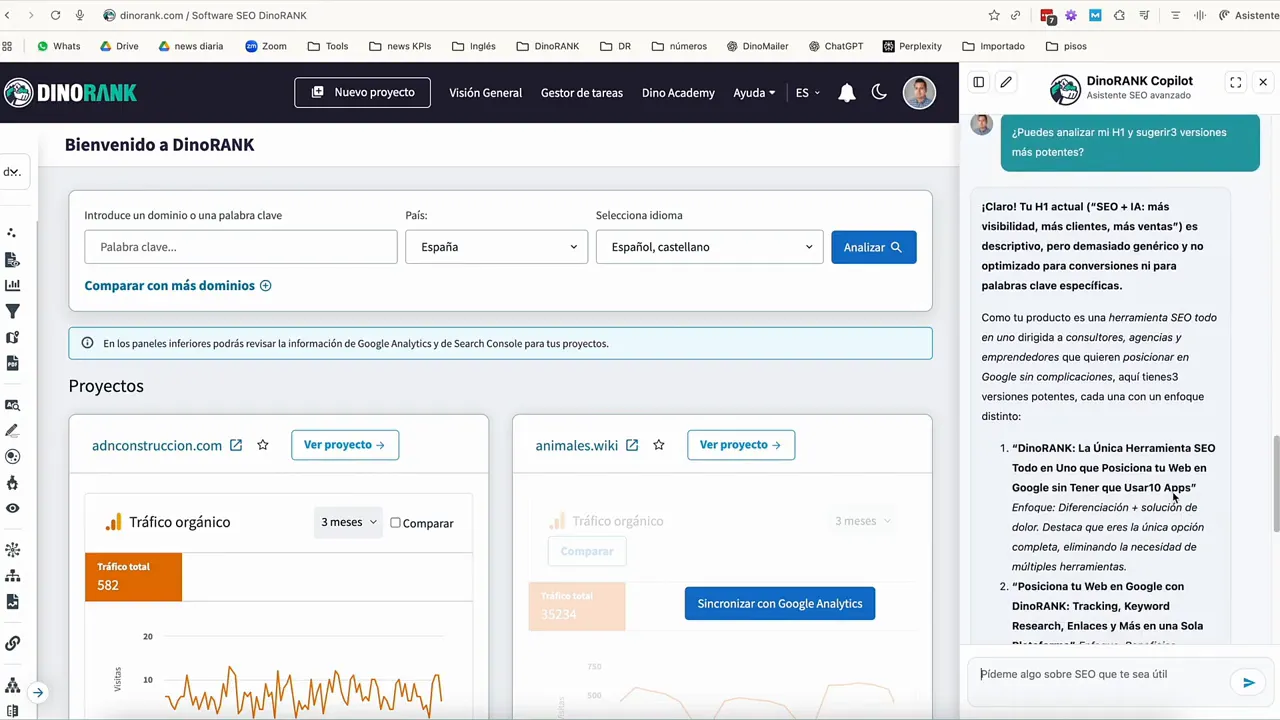 Ejemplo de variantes de H1 y meta descriptions generadas por DinoRANK Copilot en la barra lateral