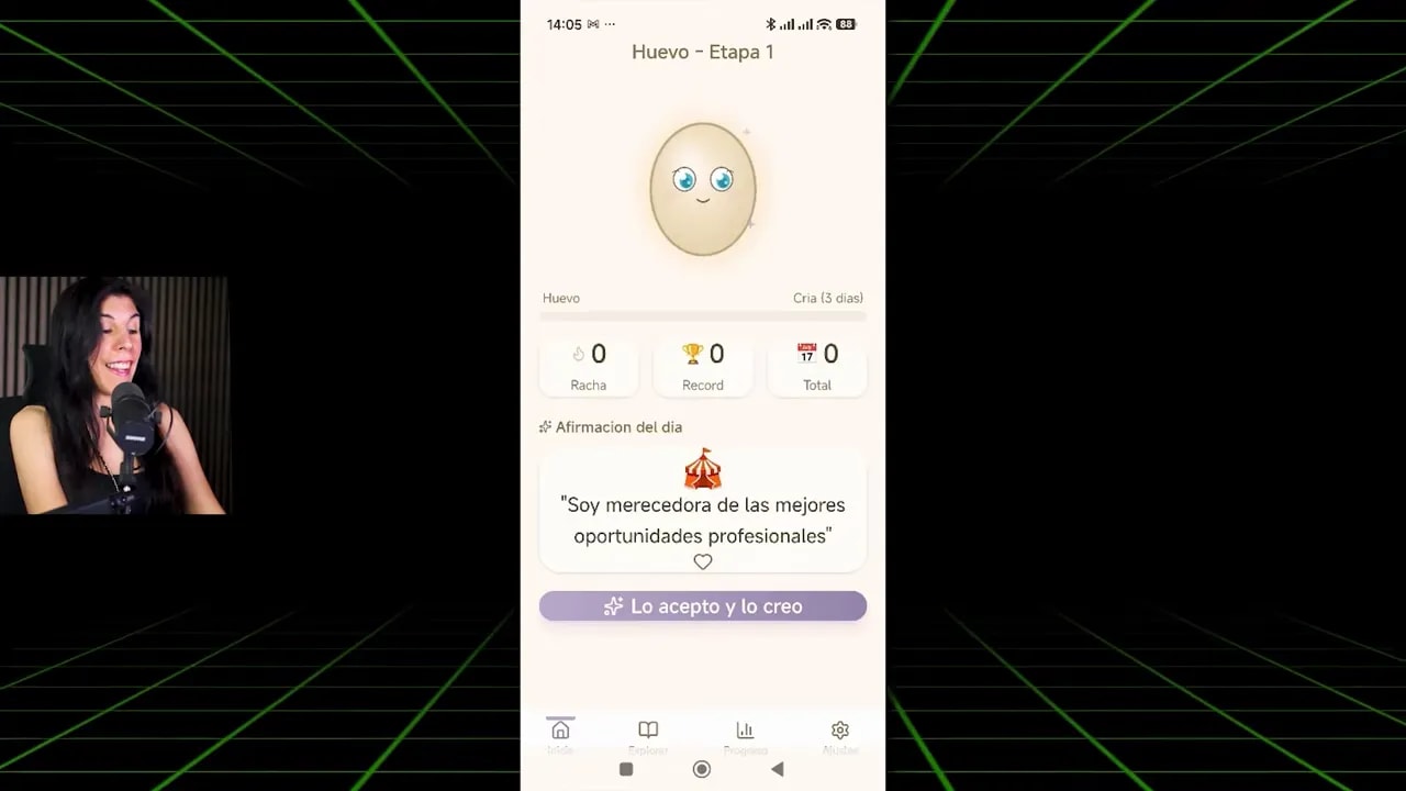 Pantalla del móvil con la app Afirmo Dragon abierta mostrando un huevo, progreso y racha